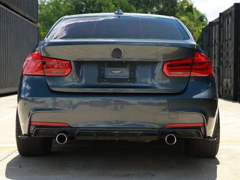 Used 2017 BMW 340i Sedan RWD image 9