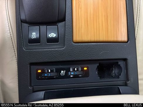 Used 2015 Lexus RX 450h FWD image 13