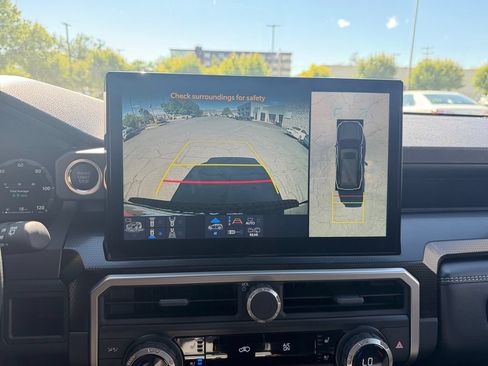 New 2026 Toyota 4Runner Limited AWD/4WD image 23