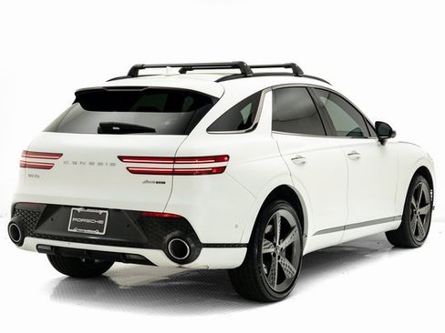 Used 2022 Genesis GV70 3.5T Sport w/ Sport Prestige Package image 31