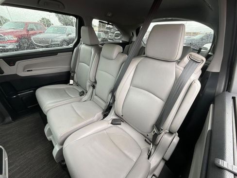 Used 2023 Honda Odyssey Touring image 20