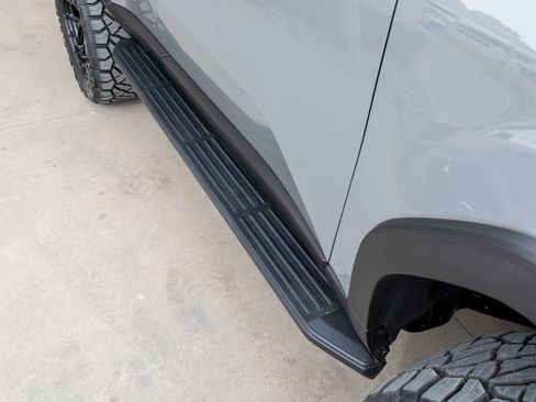 Used 2025 Lexus GX 550 image 13