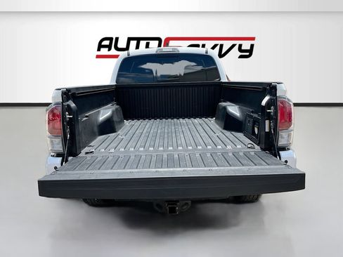 Used 2022 Toyota Tacoma TRD Sport w/ Technology Package RWD image 24