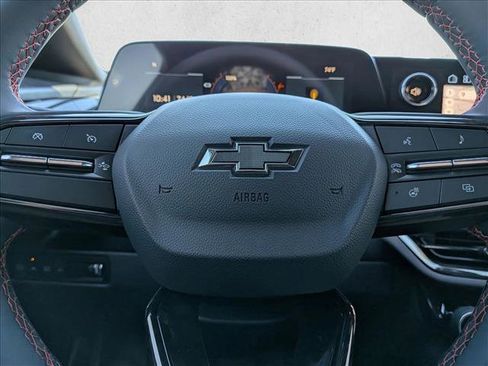 New 2026 Chevrolet Equinox EV RS image 14