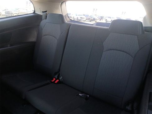 Used 2016 Chevrolet Traverse LT image 30