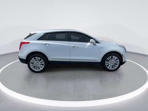 Used 2017 Cadillac XT5 Premium Luxury w/ Advanced Security Package image 9