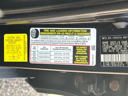 Used 2015 Toyota Corolla LE image 39