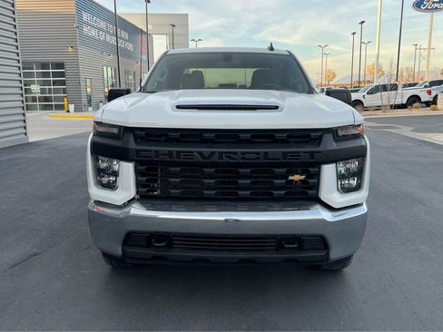 Used 2022 Chevrolet Silverado 2500 LT image 3