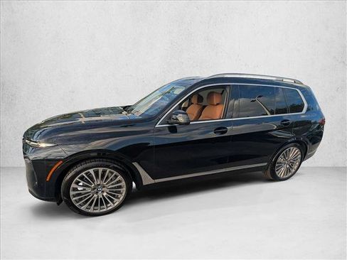 Certified 2023 BMW X7 xDrive40i w/ Climate Comfort Package image 9