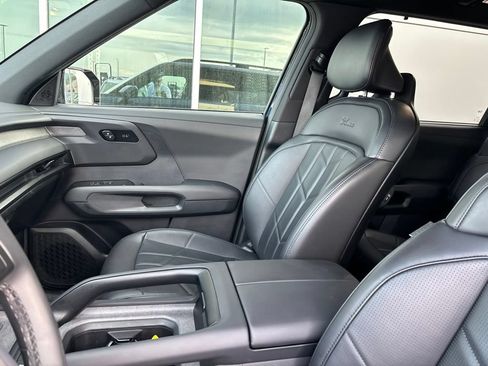 Used 2027 Kia Telluride EX X-Line w/ Towing Package AWD/4WD image 12
