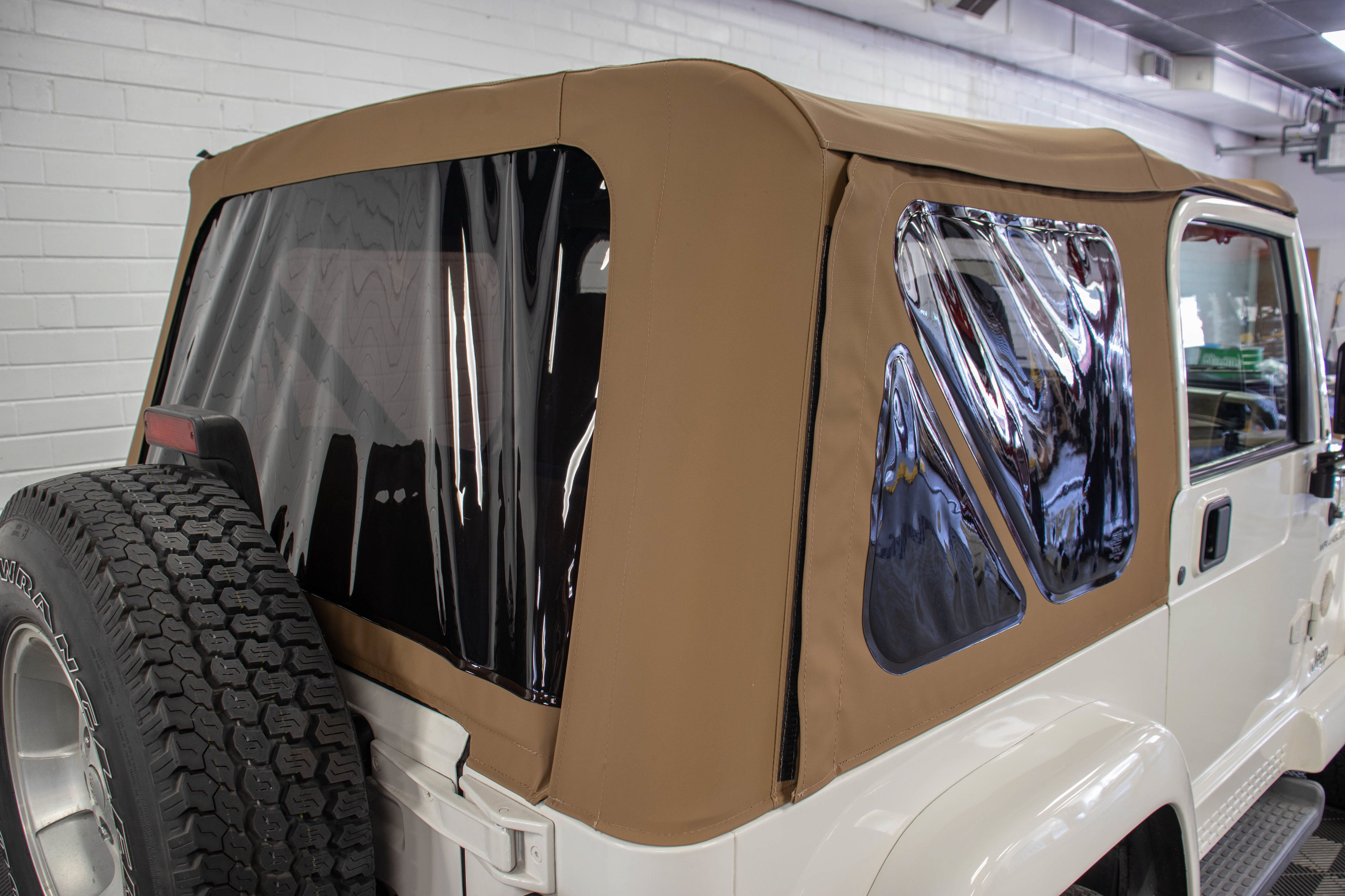 Used 2002 Jeep Wrangler Sahara AWD/4WD image 14