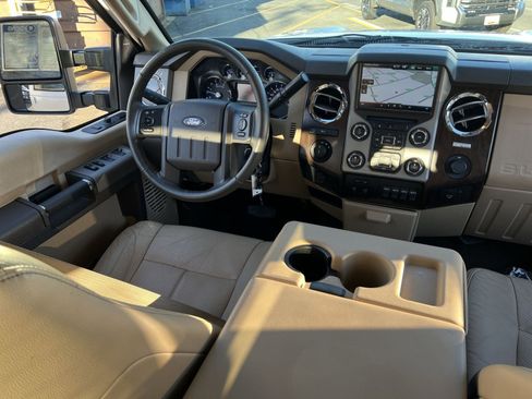 Used 2014 Ford F350 Lariat w/ Lariat Ultimate Package image 33