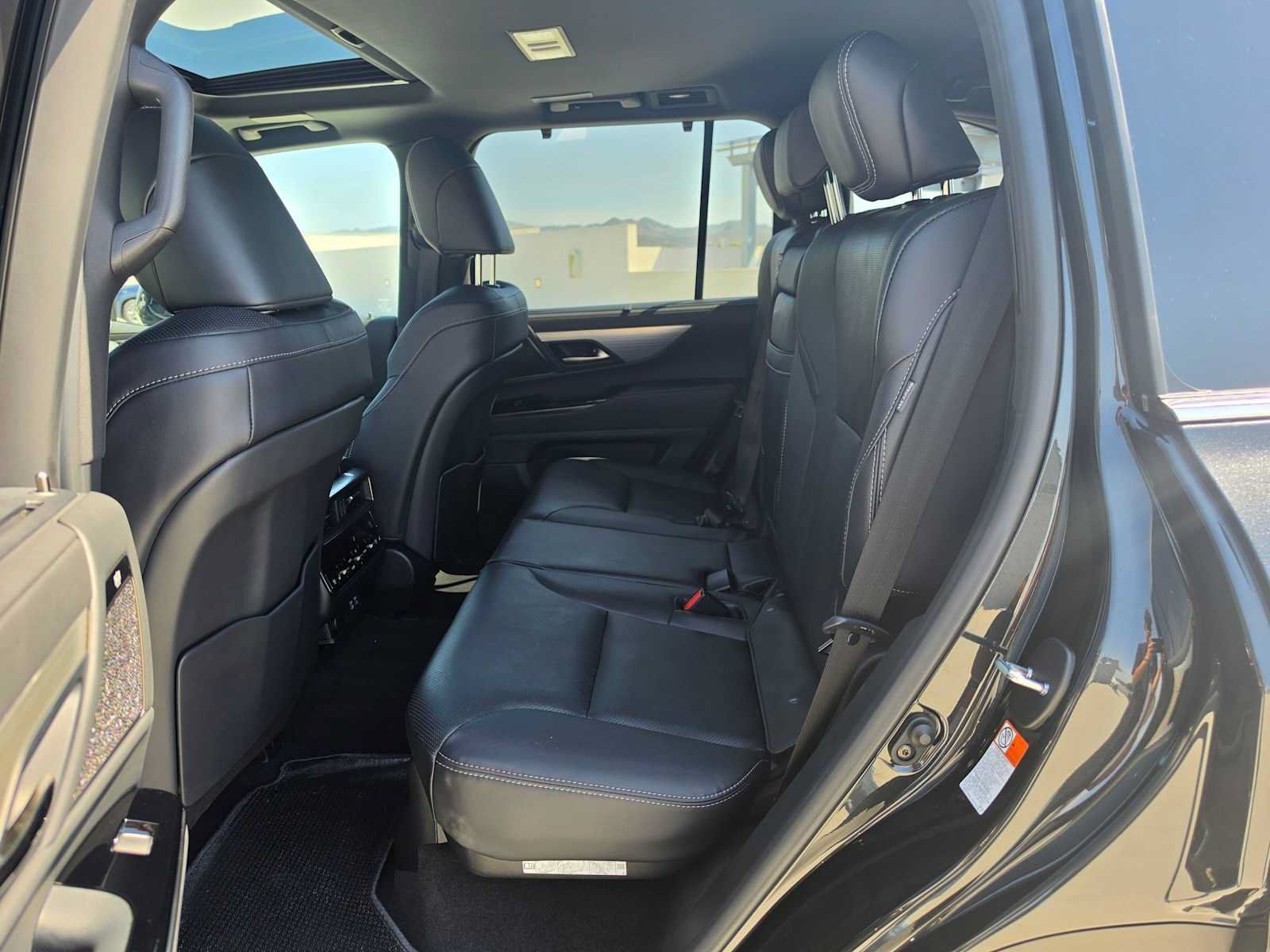Used 2026 Lexus LX 600 F Sport AWD/4WD image 16