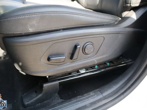 Used 2025 Kia Sorento S FWD image 13
