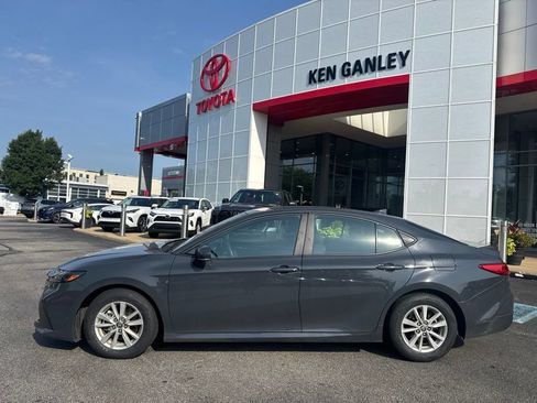 Used 2025 Toyota Camry LE FWD image 2