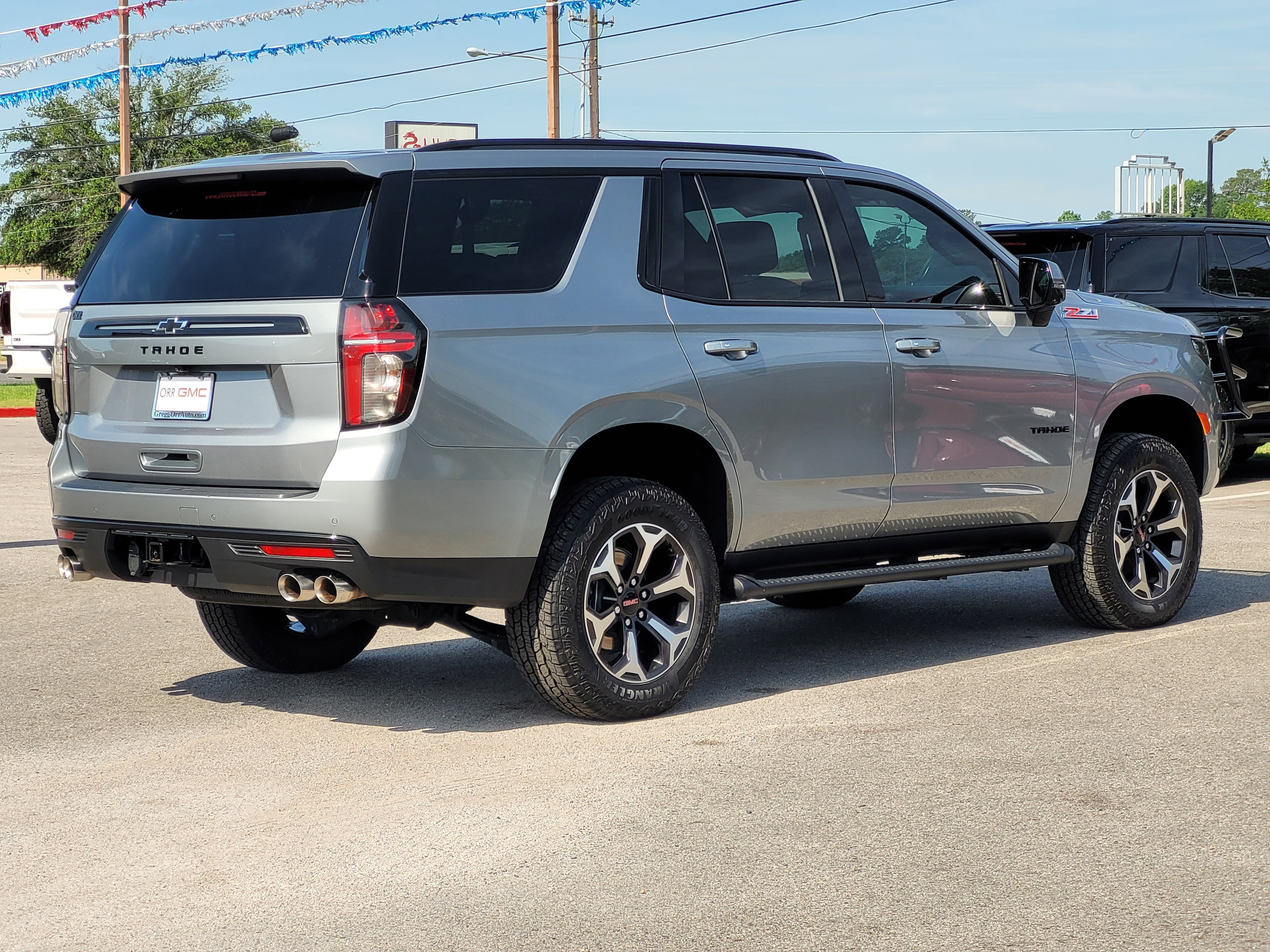 Used 2024 Chevrolet Tahoe Z71 w/ Z71 Off-Road Package AWD/4WD image 4