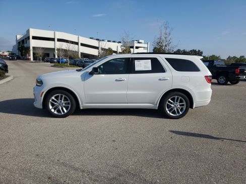Used 2024 Dodge Durango GT image 3