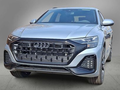 New 2025 Audi Q8 Premium