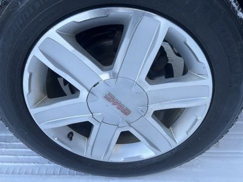 Used 2010 GMC Terrain SLT image 10