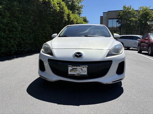 Used 2012 MAZDA MAZDA3 i Grand Touring w/ Tech Pkg FWD image 2