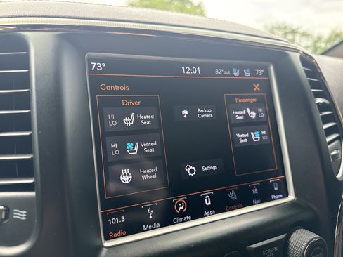 Used 2018 Jeep Grand Cherokee Summit AWD/4WD image 39