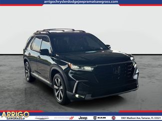 Used 2025 Honda Pilot Elite video 1