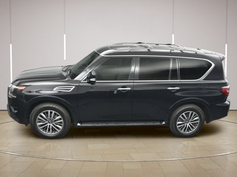 Certified 2023 Nissan Armada SL w/ Cargo Package AWD/4WD image 41