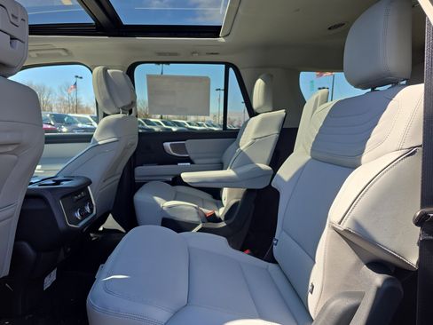 New 2026 Ford Expedition Max Platinum w/ Platinum Ultimate Package image 30