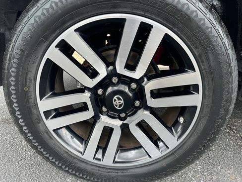 Used 2019 Toyota 4Runner Limited AWD/4WD image 36