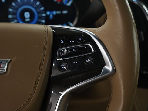 Used 2019 Cadillac Escalade Platinum AWD/4WD image 31