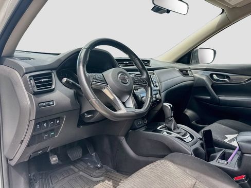Used 2019 Nissan Rogue SV FWD image 10