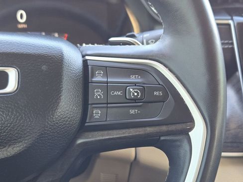 Used 2022 Jeep Grand Cherokee L Limited image 30