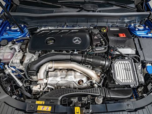 Certified 2024 Mercedes-Benz GLB 250 4MATIC image 41