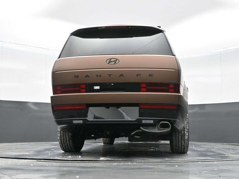 Used 2025 Hyundai Santa Fe Calligraphy AWD/4WD image 25