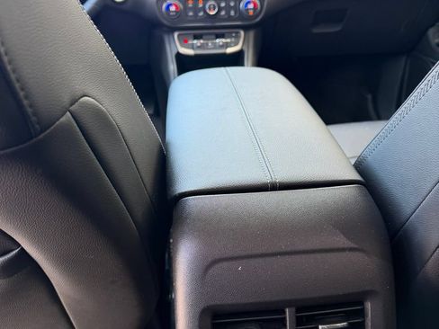 Used 2024 GMC Terrain Denali w/ Denali Premium Package AWD/4WD image 20