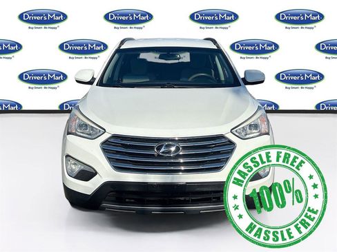 Used 2016 Hyundai Santa Fe SE image 2