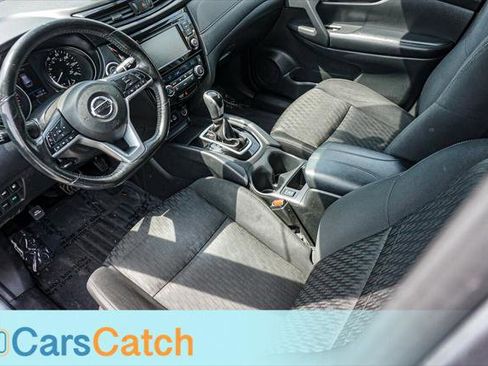 Used 2018 Nissan Rogue SV AWD/4WD image 17