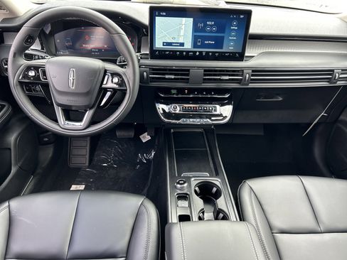 New 2026 Lincoln Corsair Premiere FWD image 11