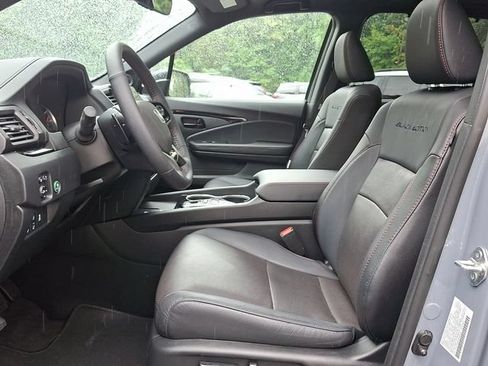 Certified 2024 Honda Passport Black Edition image 14