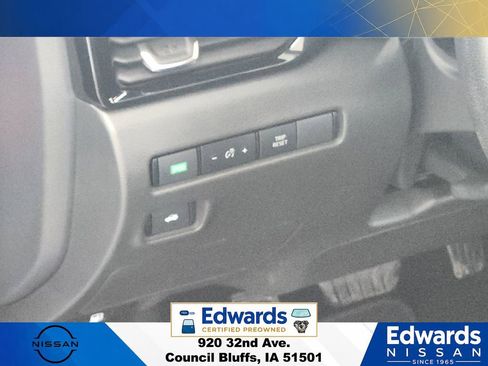 Used 2025 Nissan Sentra SV FWD image 23