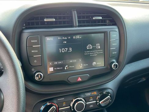 Used 2025 Kia Soul LX w/ LX Technology Package FWD image 20