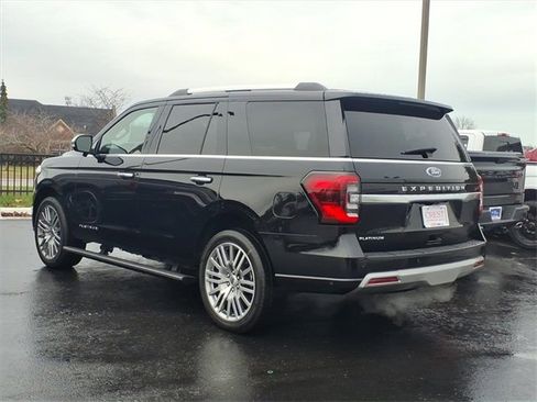 Certified 2024 Ford Expedition Platinum image 4