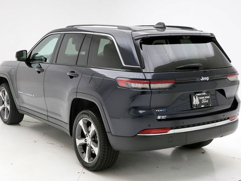 Used 2023 Jeep Grand Cherokee 4WD 4xe w/ Luxury Tech Group II image 6