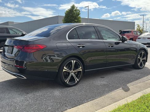 Used 2023 Mercedes-Benz C 300 Sedan image 5