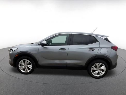 Used 2025 Buick Encore GX Preferred FWD image 9