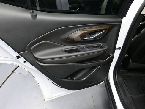 Used 2020 GMC Terrain Denali w/ LPO, Floor Liner Package AWD/4WD image 17