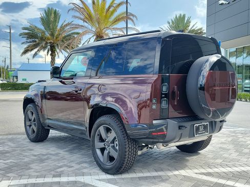 New 2026 Land Rover Defender 90 X-Dynamic SE AWD/4WD image 3