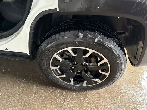 Used 2023 Jeep Renegade Trailhawk w/ Trailhawk Elite Group image 12