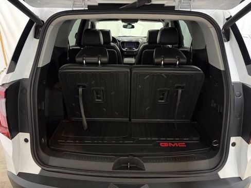 Used 2022 GMC Acadia AT4 w/ GMC Pro Grade Package AWD/4WD image 11