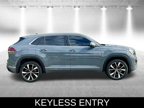 Certified 2024 Volkswagen Atlas Cross Sport SEL Premium R-Line AWD/4WD image 4